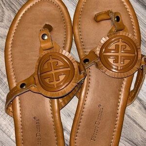 Pierre Dumas Women's Brown Sandals